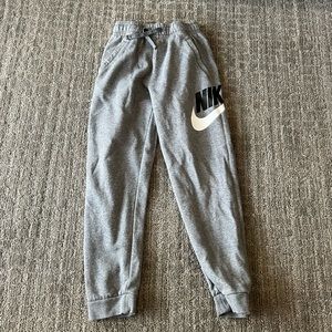Boys Nike sweat pants